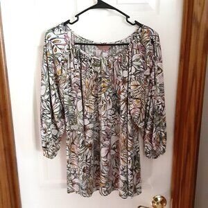 Amana Blouse Size XL Pullover Elastic 3/4 Keyhole Sleeves Floral Boat Neck